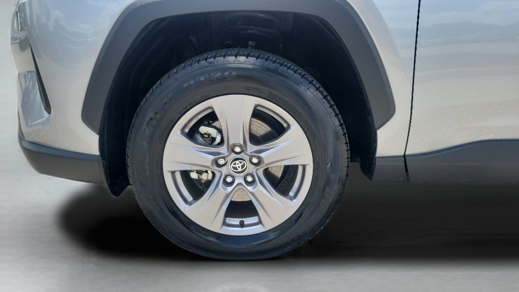 Certified 2025 Toyota RAV4 XLE AWD/4WD image 25