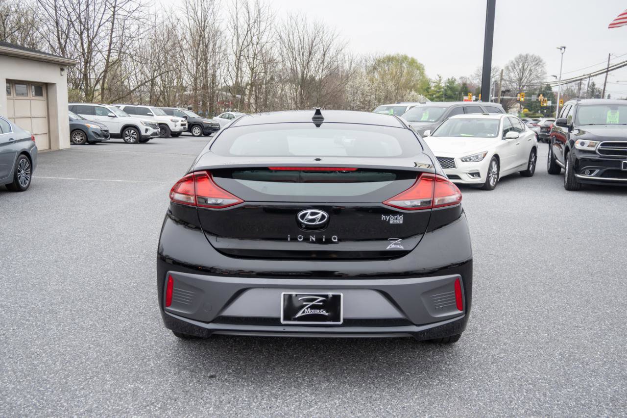 Used 2020 Hyundai Ioniq Blue FWD image 10