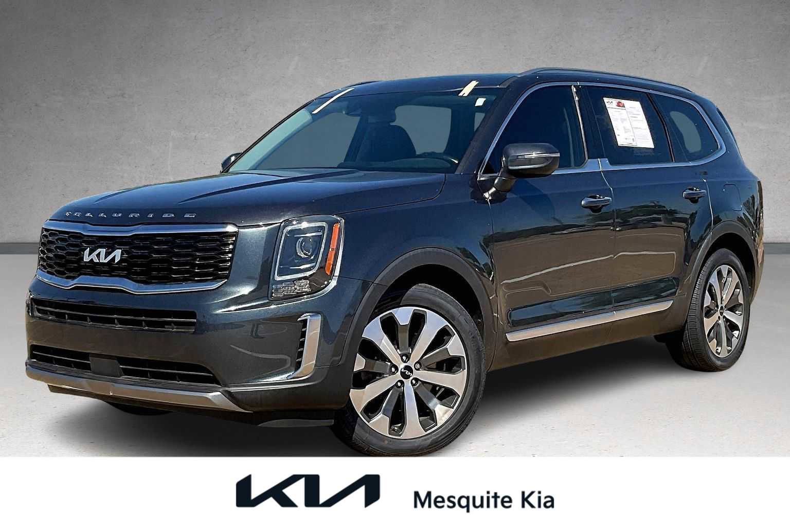 Certified 2022 Kia Telluride S image 1
