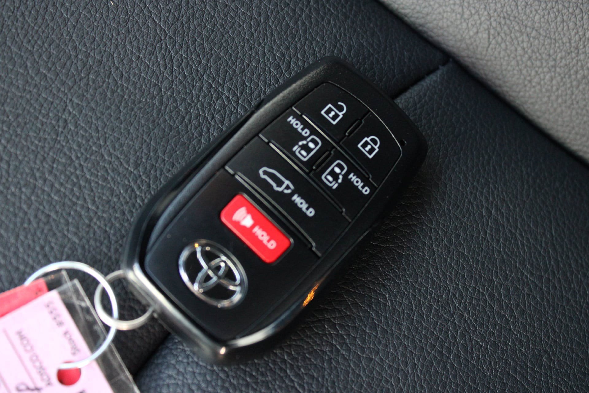 New 2026 Toyota Sienna XSE FWD image 56