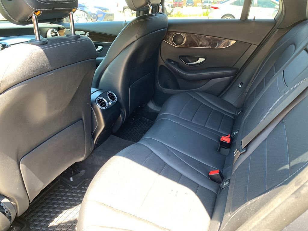Used 2017 Mercedes-Benz GLC 300 4MATIC image 14
