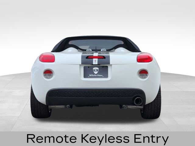 Used 2006 Pontiac Solstice Convertible w/ Premium Package image 9