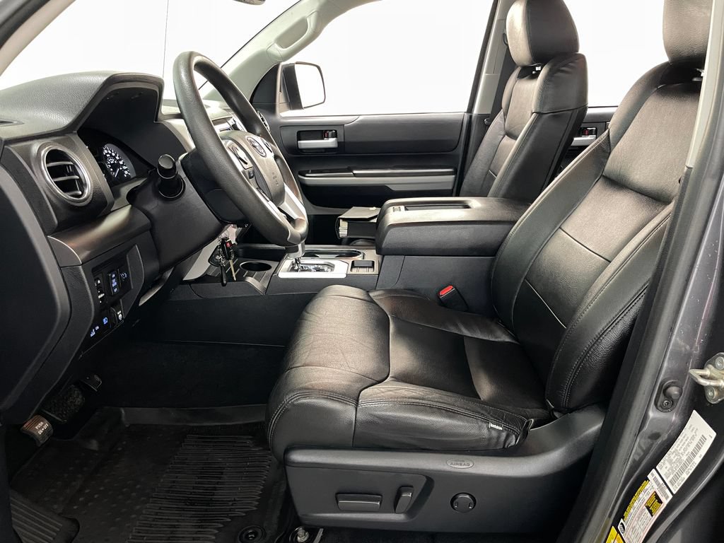 Used 2019 Toyota Tundra SR5 w/ SR5 Upgrade Package AWD/4WD image 6