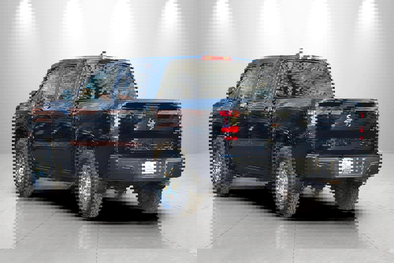 Used 2022 Nissan Frontier S w/ Technology Package image 6