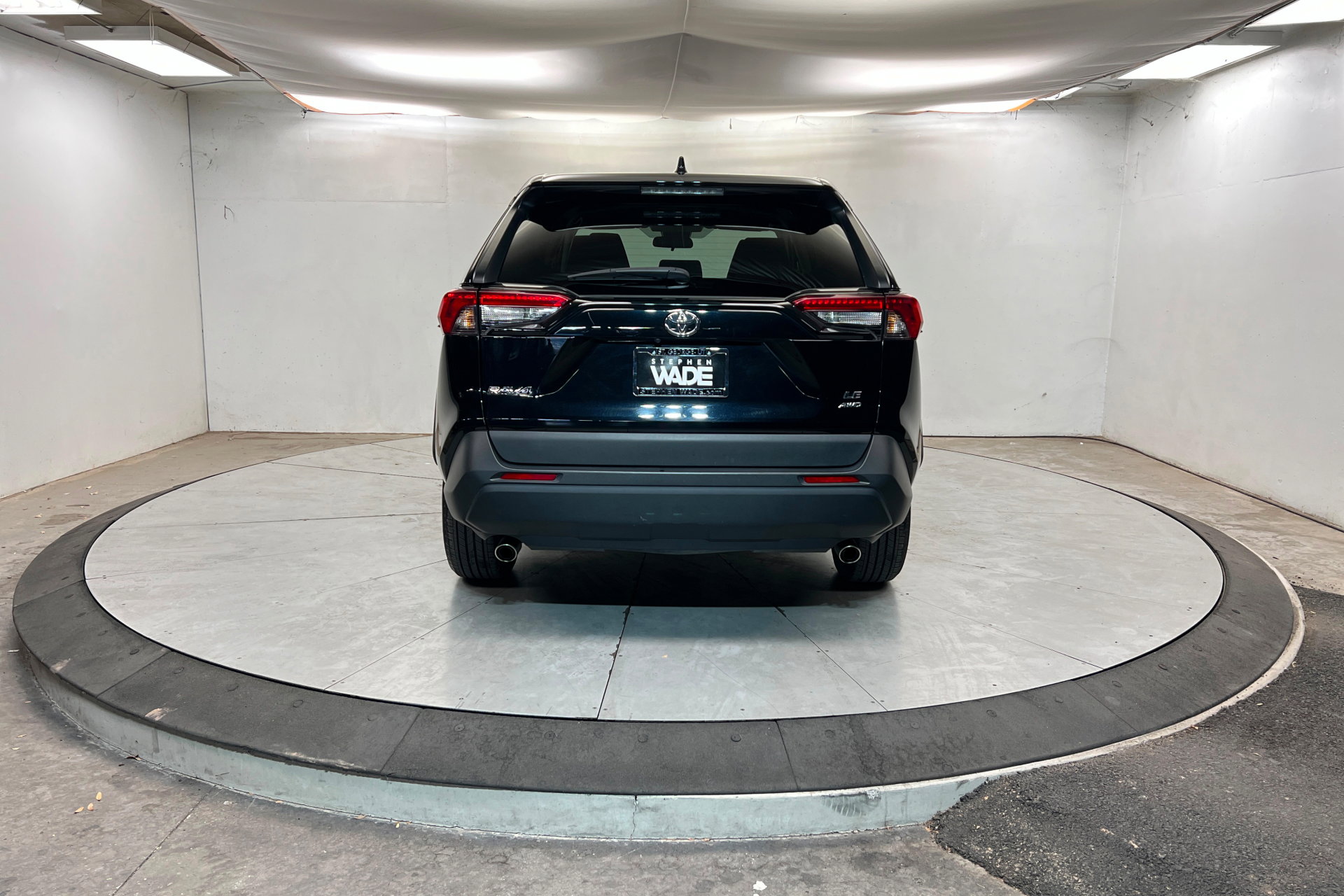 Used 2024 Toyota RAV4 LE image 5