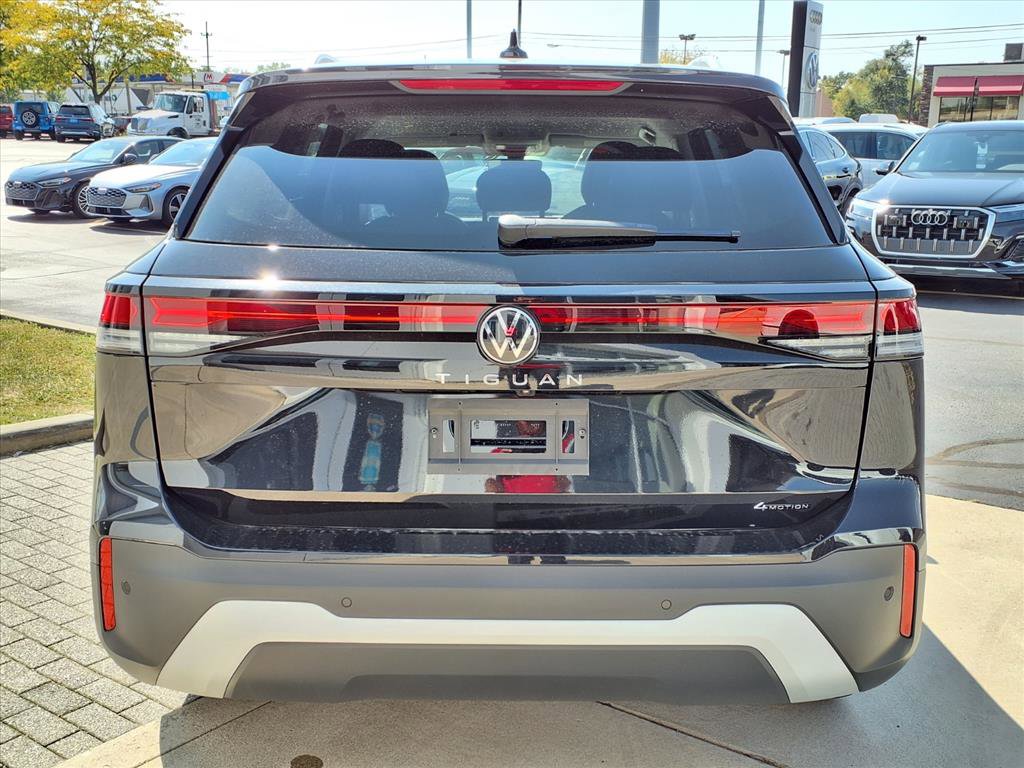 New 2025 Volkswagen Tiguan S image 8