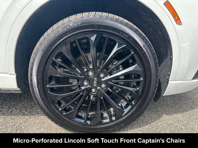 Used 2026 Lincoln Corsair Premiere AWD/4WD image 28