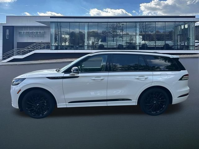 New 2025 Lincoln Aviator Reserve w/ Luxury Package RWD image 4
