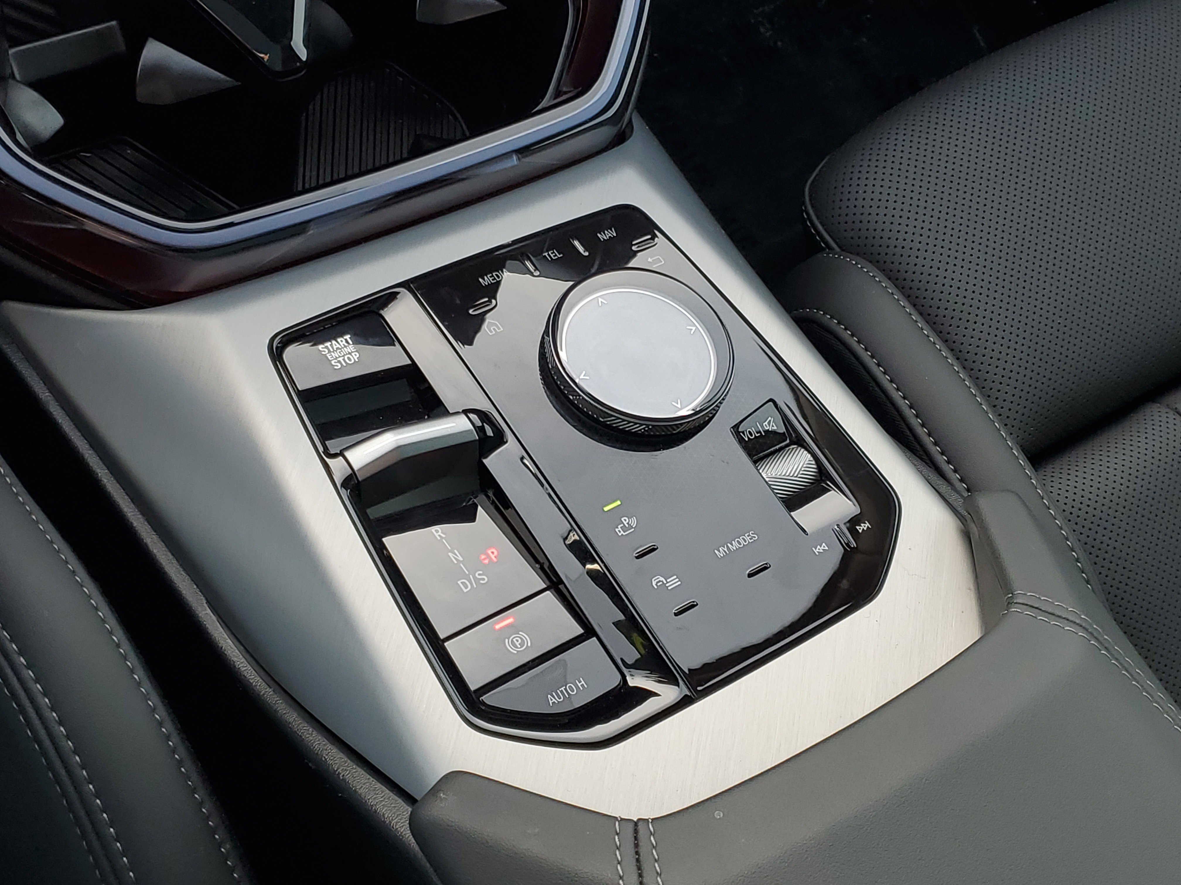 Used 2025 BMW X3 M50 w/ Premium Package image 21