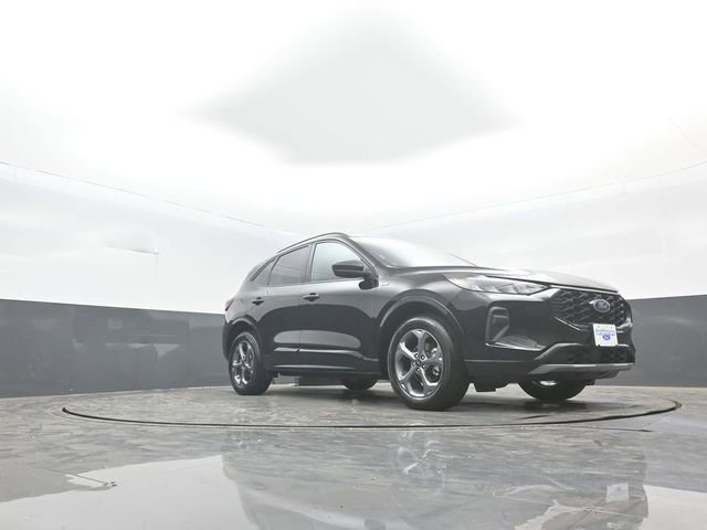 Used 2023 Ford Escape ST-Line AWD/4WD image 25