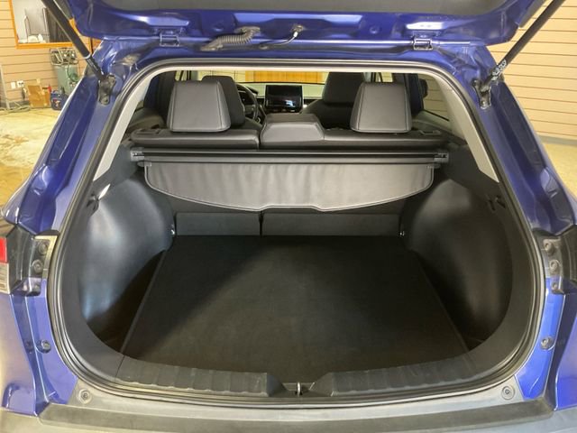 Used 2023 Toyota Corolla Cross XLE image 11