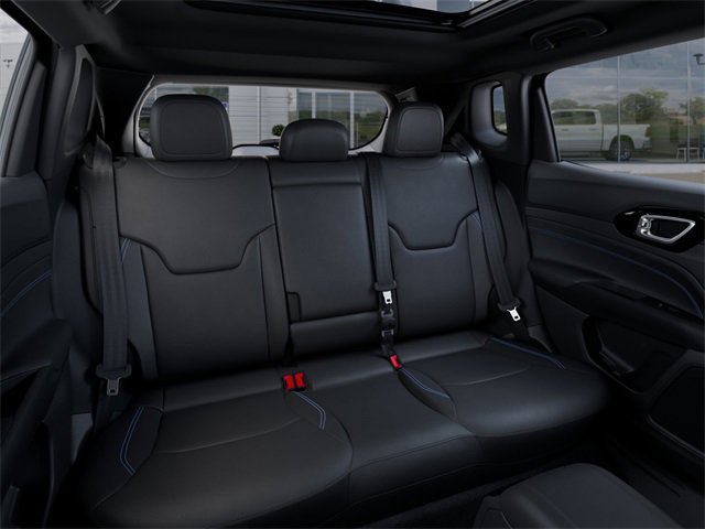New 2025 Jeep Compass Limited w/ Sun & Sound Group image 15