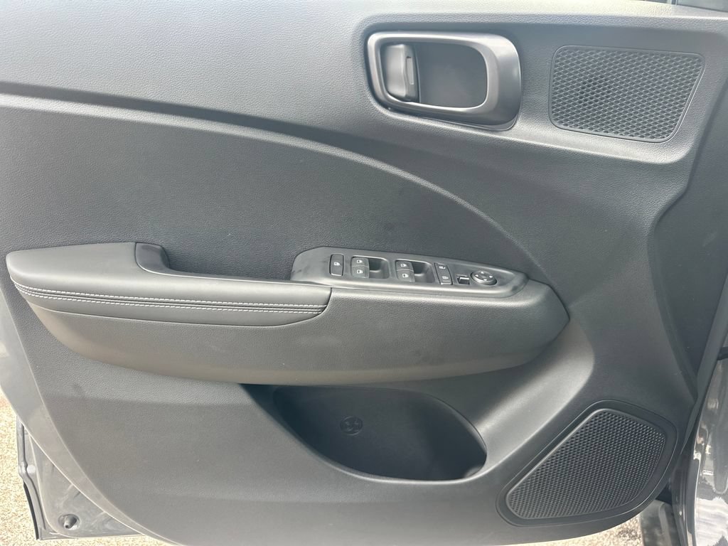 New 2026 Hyundai Venue SEL FWD image 14