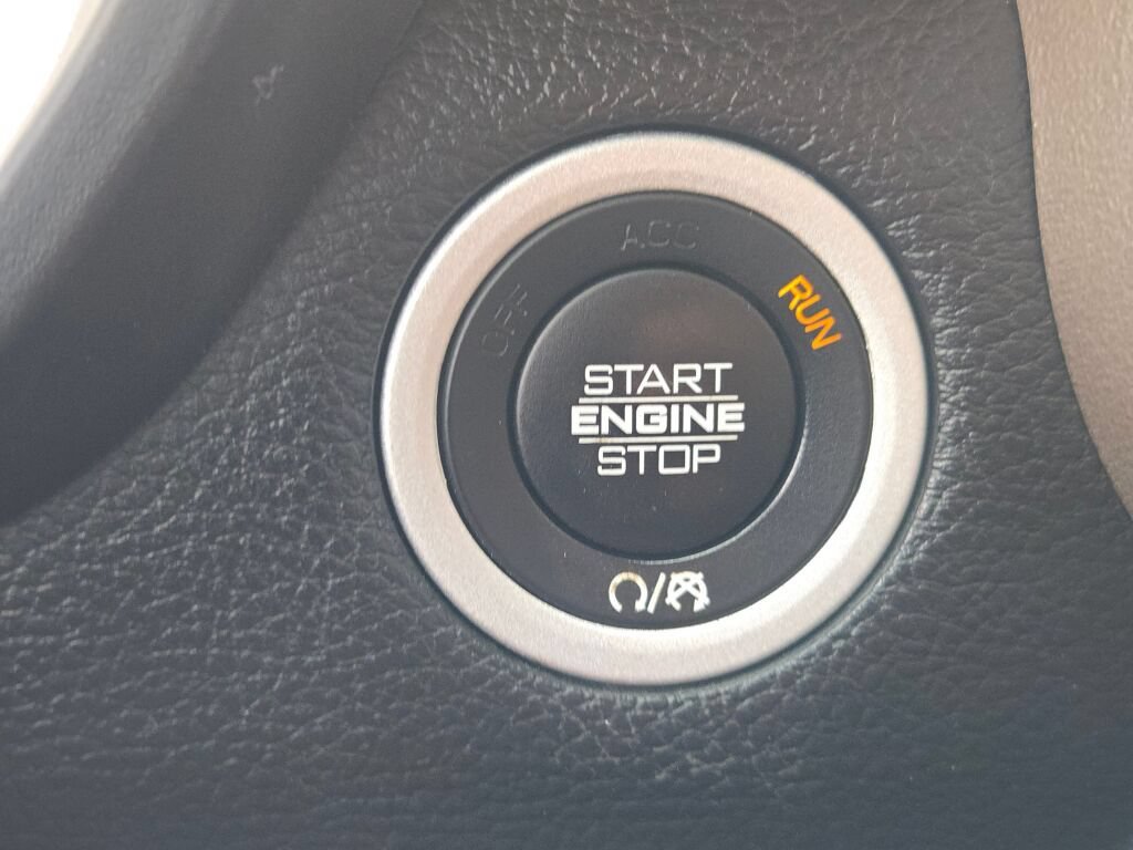 Used 2022 RAM 1500 Laramie AWD/4WD image 35