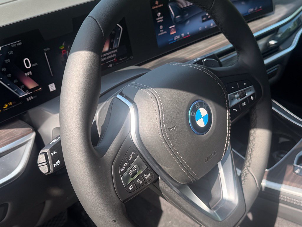 Used 2026 BMW X5 xDrive50e w/ Premium Package AWD/4WD image 13