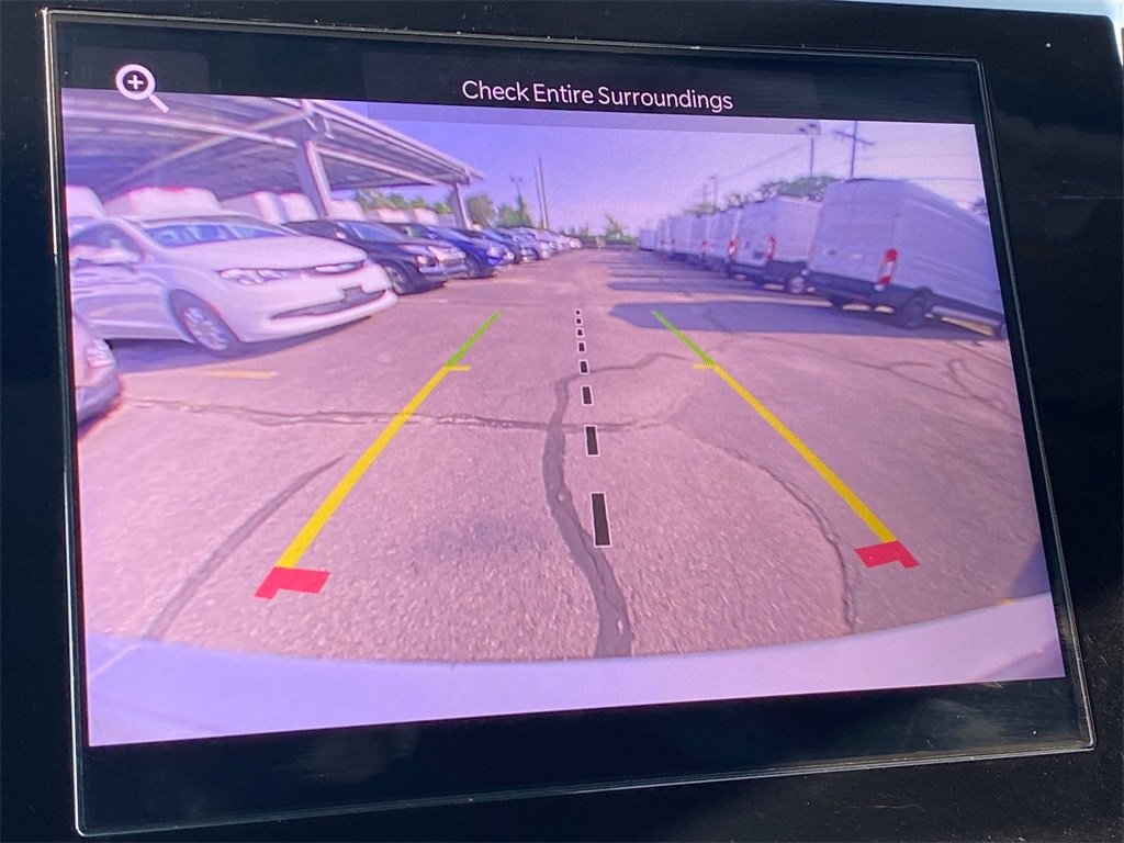 Used 2023 Jeep Grand Cherokee L Laredo w/ Luxury Tech Group I image 33