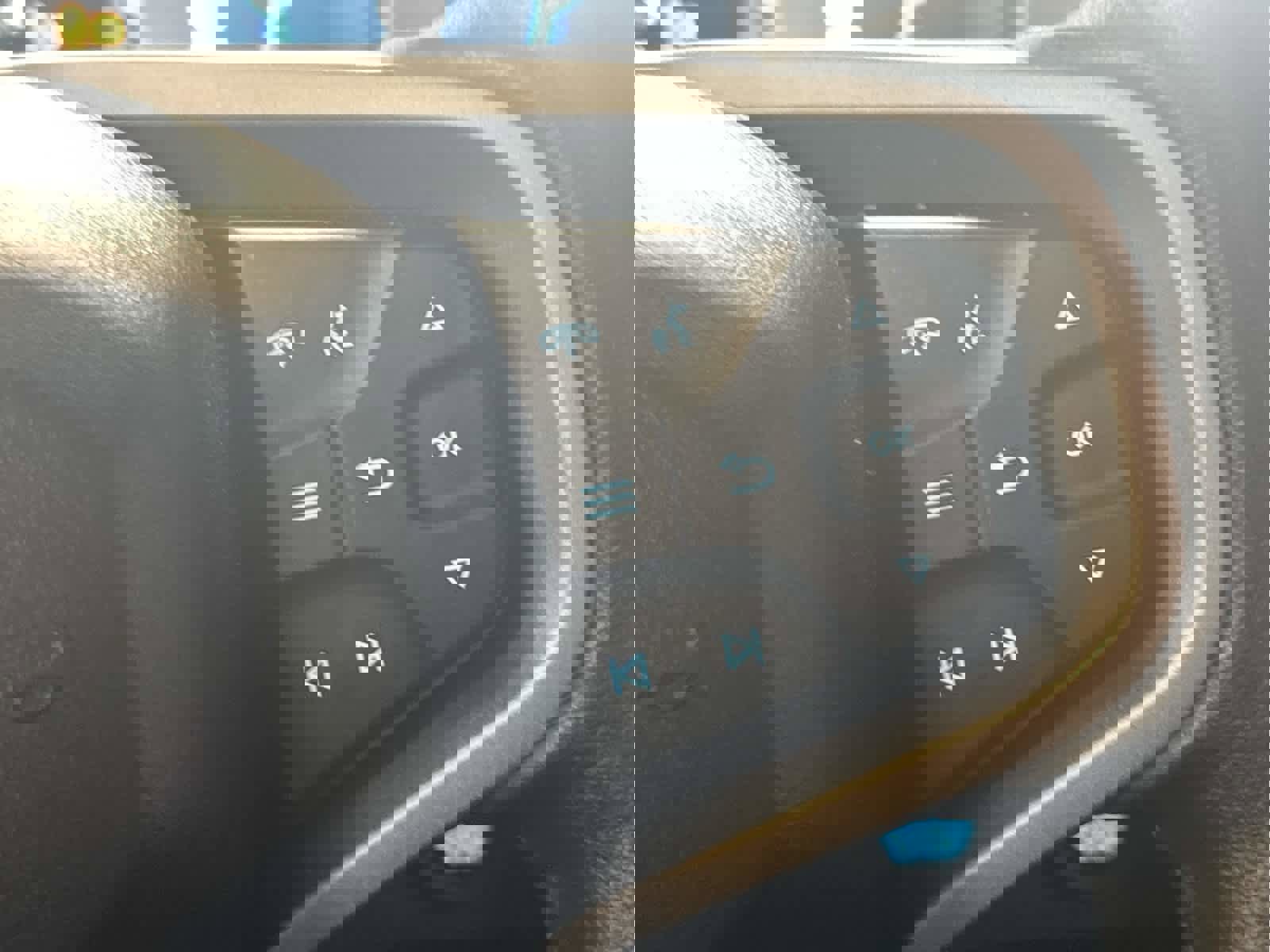 Used 2025 Ford Bronco Outer Banks image 32