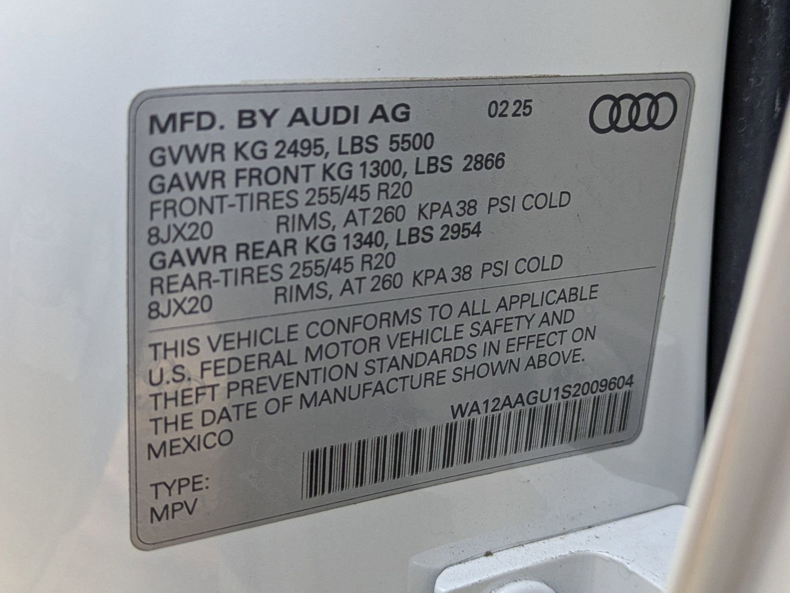 Used 2025 Audi Q5 Premium Plus w/ Premium Plus image 17