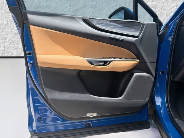 Used 2025 Lexus NX 250 FWD w/ Accessory Package (2T) image 21