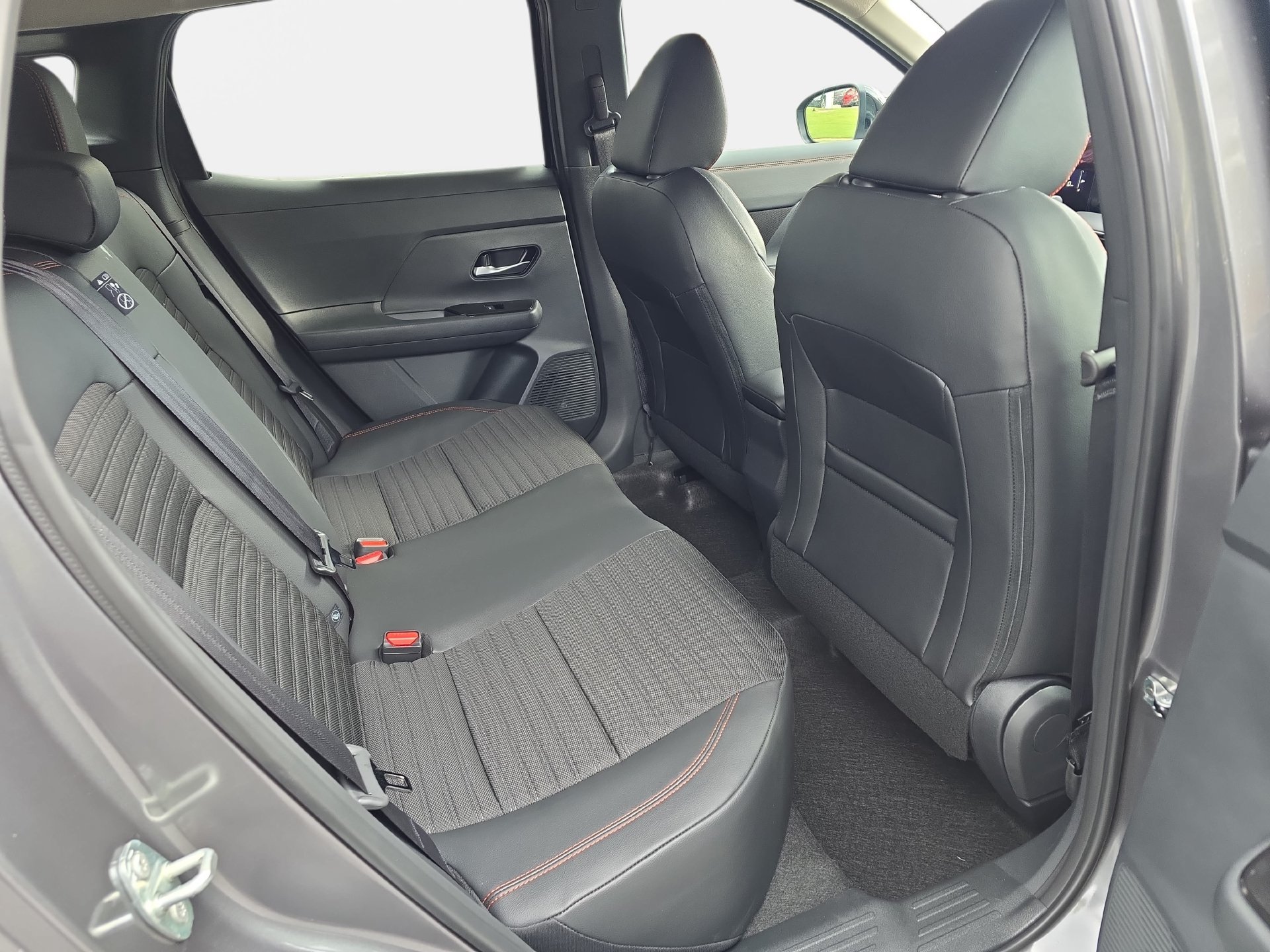 New 2027 Nissan Kicks SV w/ Rock Creek Edition AWD/4WD image 11