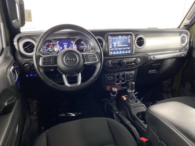 Used 2023 Jeep Wrangler Unlimited Rubicon 4xe w/ Cold Weather Group AWD/4WD image 19