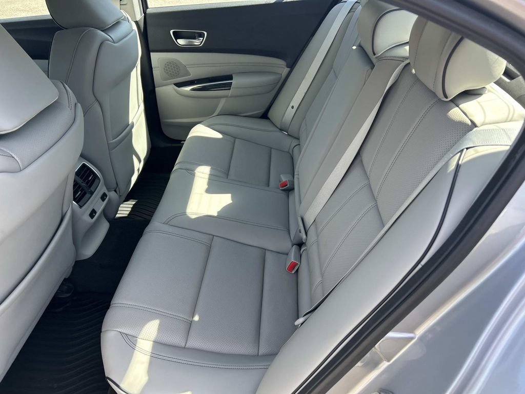 Used 2018 Acura TLX V6 w/ Advance Package FWD image 20