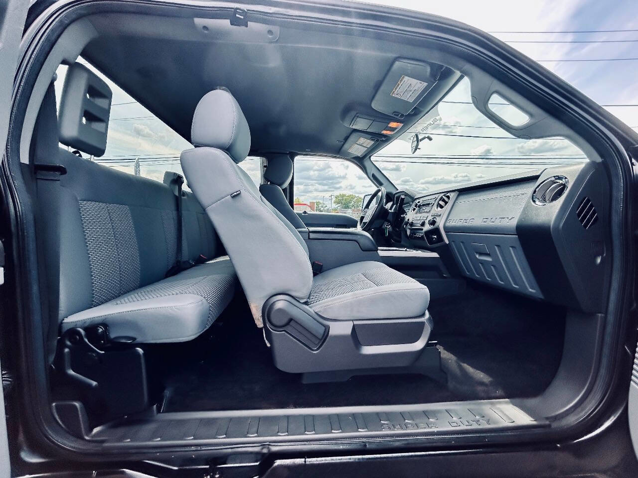 Used 2014 Ford F250 XLT w/ XLT Interior Package image 38