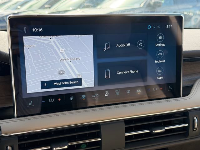 Used 2023 Lincoln Corsair Reserve w/ Equipment Group 201A FWD image 21