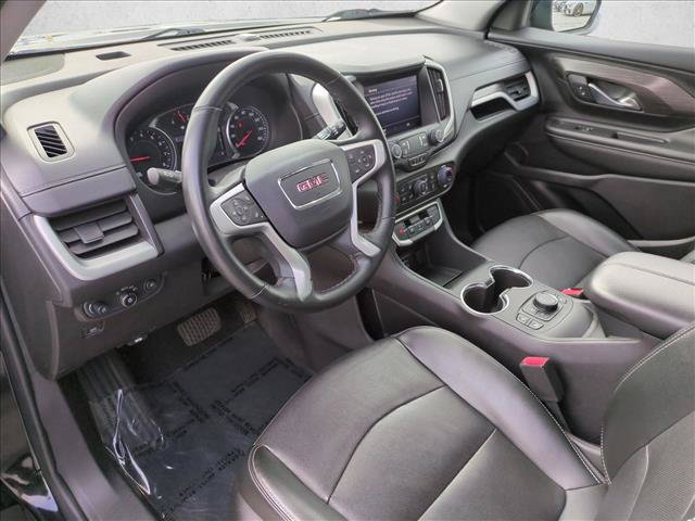 Used 2024 GMC Terrain SLT AWD/4WD image 10