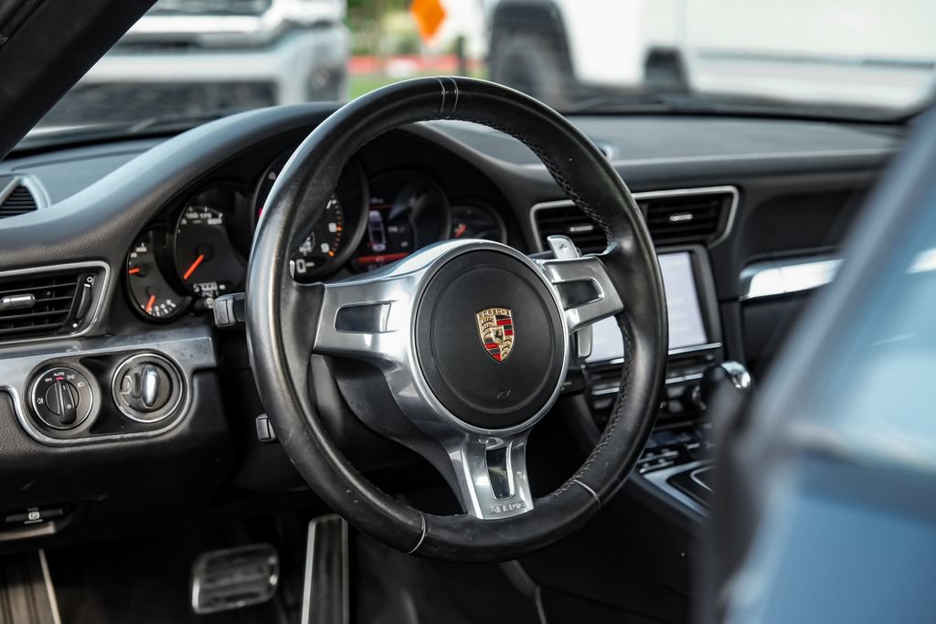 Used 2014 Porsche 911 Carrera 4 AWD/4WD image 15