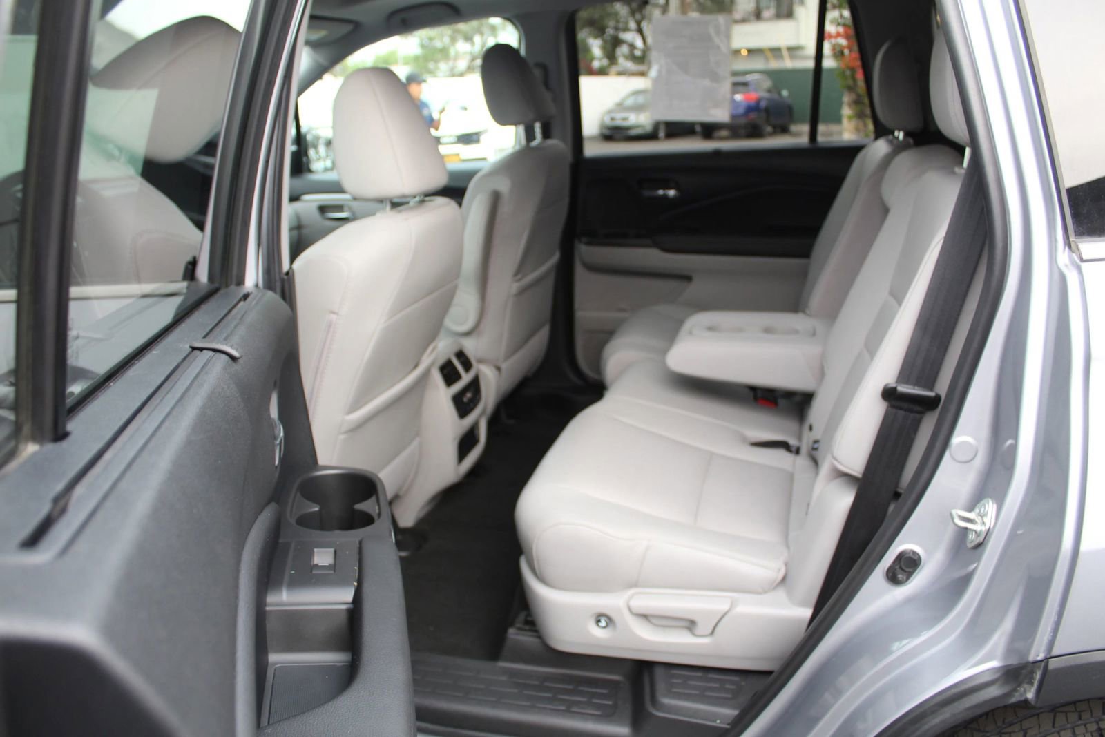 Used 2021 Honda Pilot Special Edition image 13