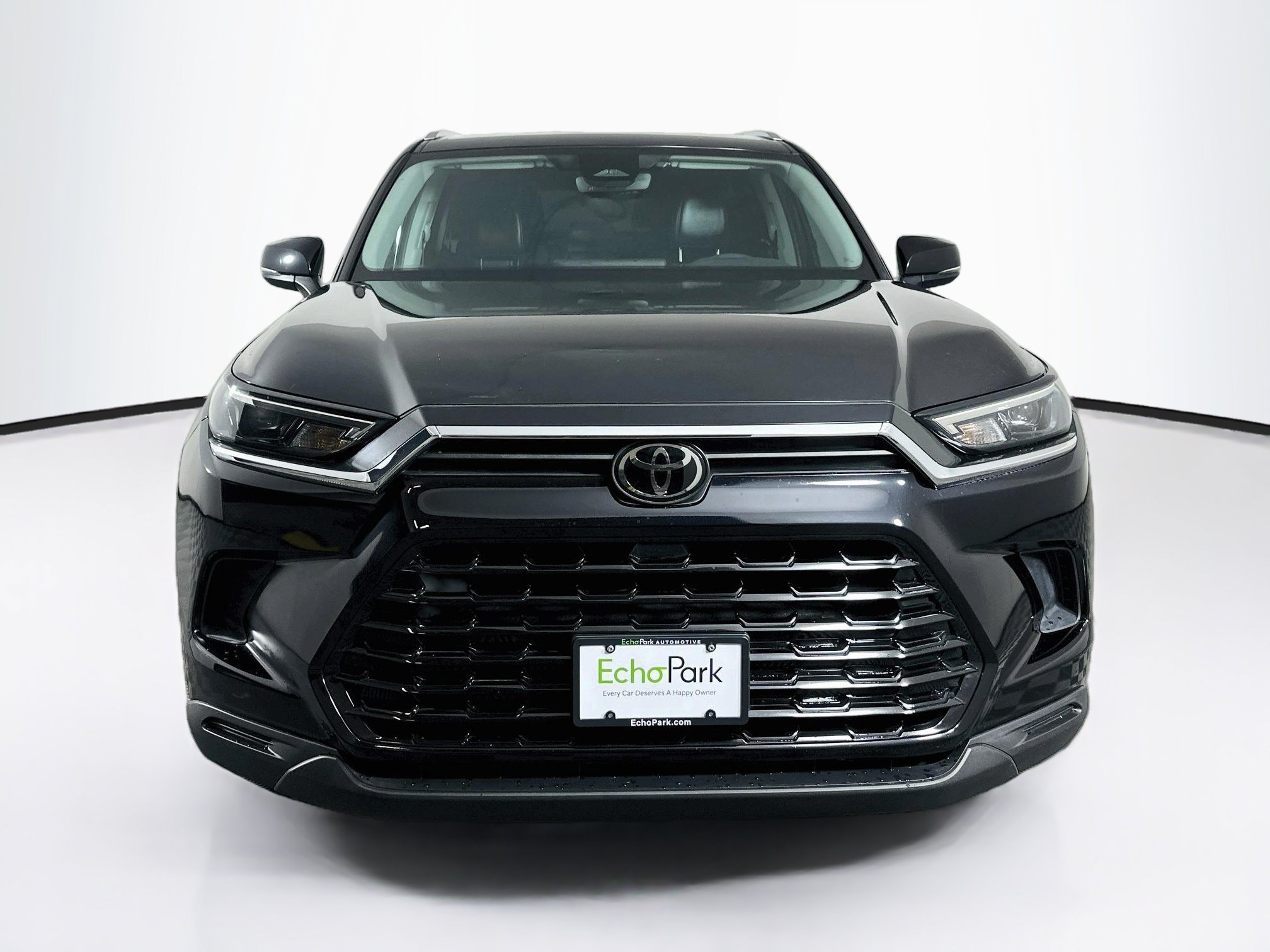 Used 2024 Toyota Grand Highlander AWD image 2