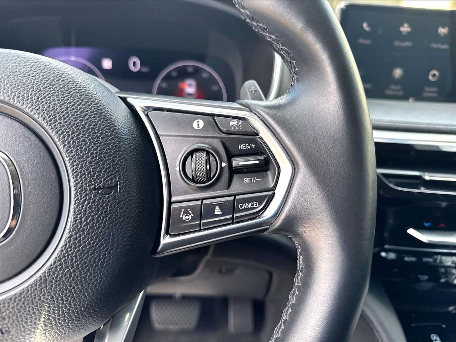 Used 2023 Acura MDX SH-AWD image 21