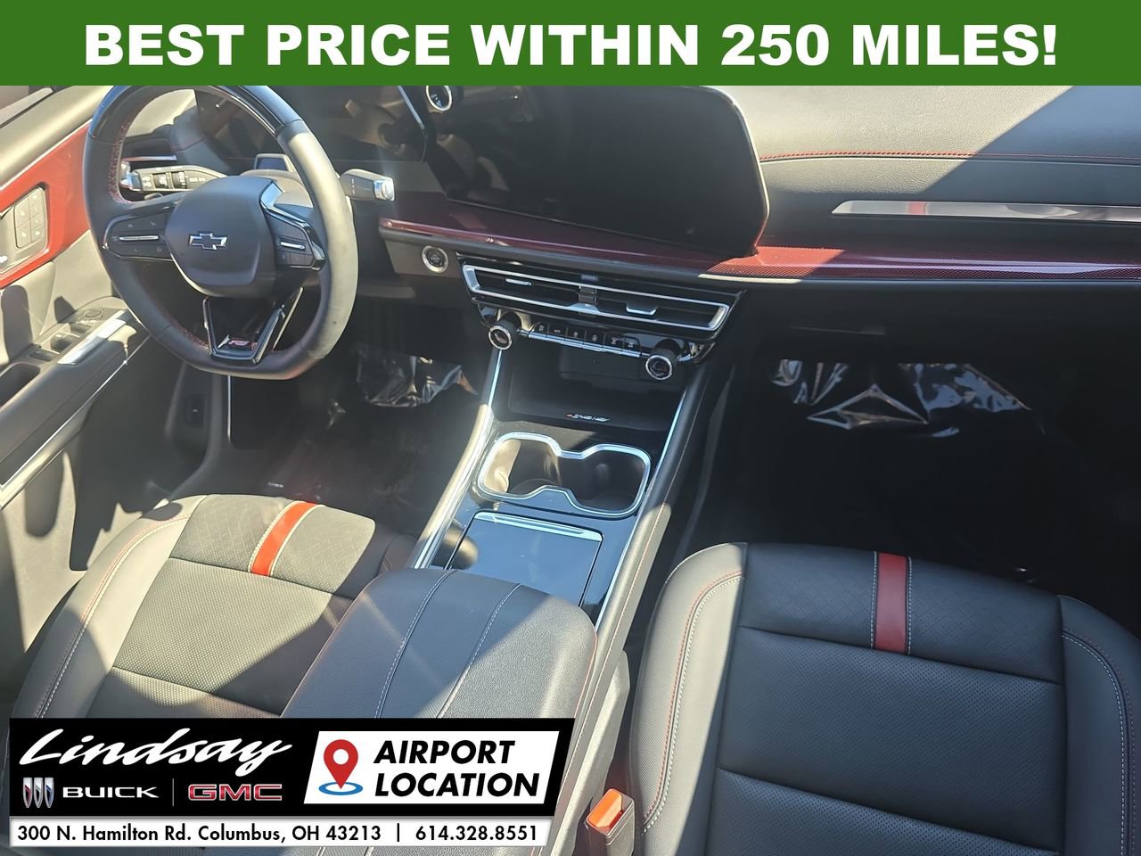 Used 2024 Chevrolet Traverse RS image 29