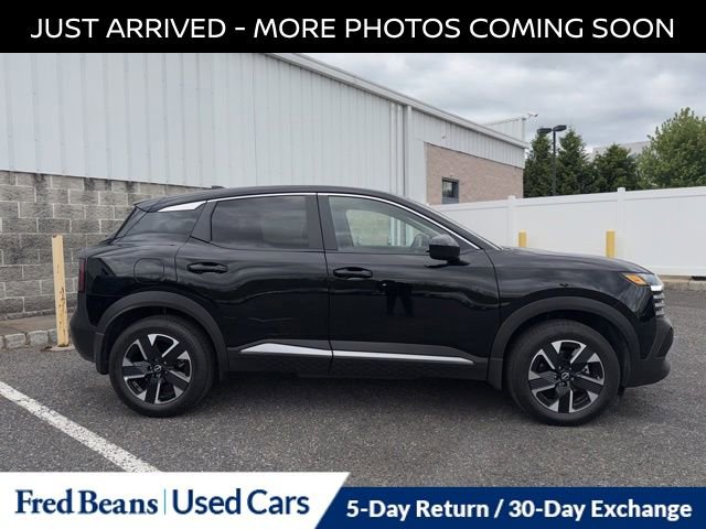 Certified 2025 Nissan Kicks SV AWD/4WD image 11