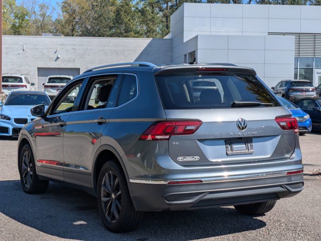 Used 2022 Volkswagen Tiguan SE image 8