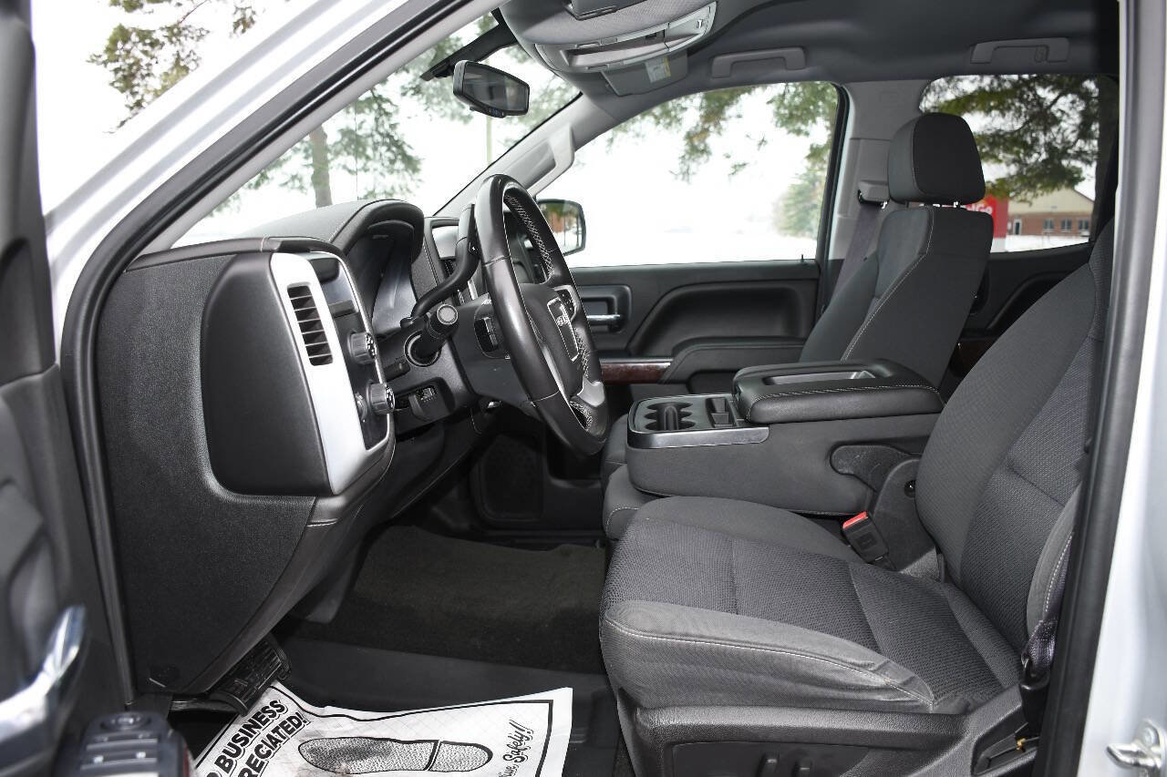 Used 2016 GMC Sierra 1500 SLE w/ SLE Value Package image 11