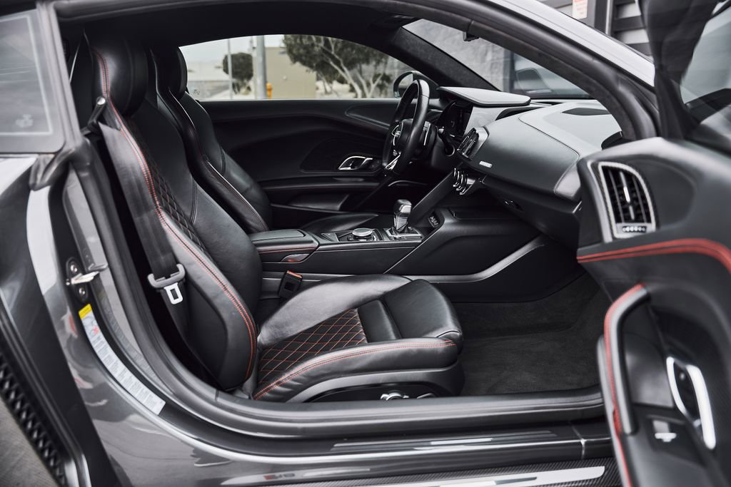 Used 2017 Audi R8 V10 plus AWD/4WD image 28