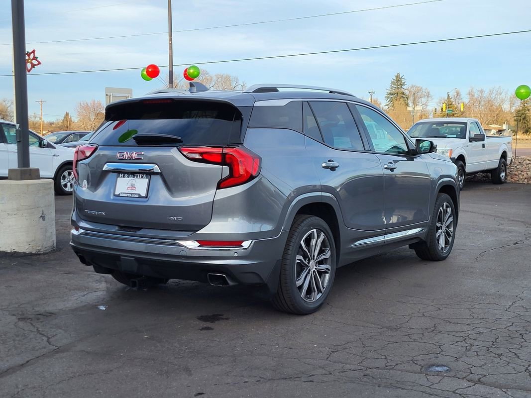 Used 2020 GMC Terrain Denali w/ Denali Premium Package image 5