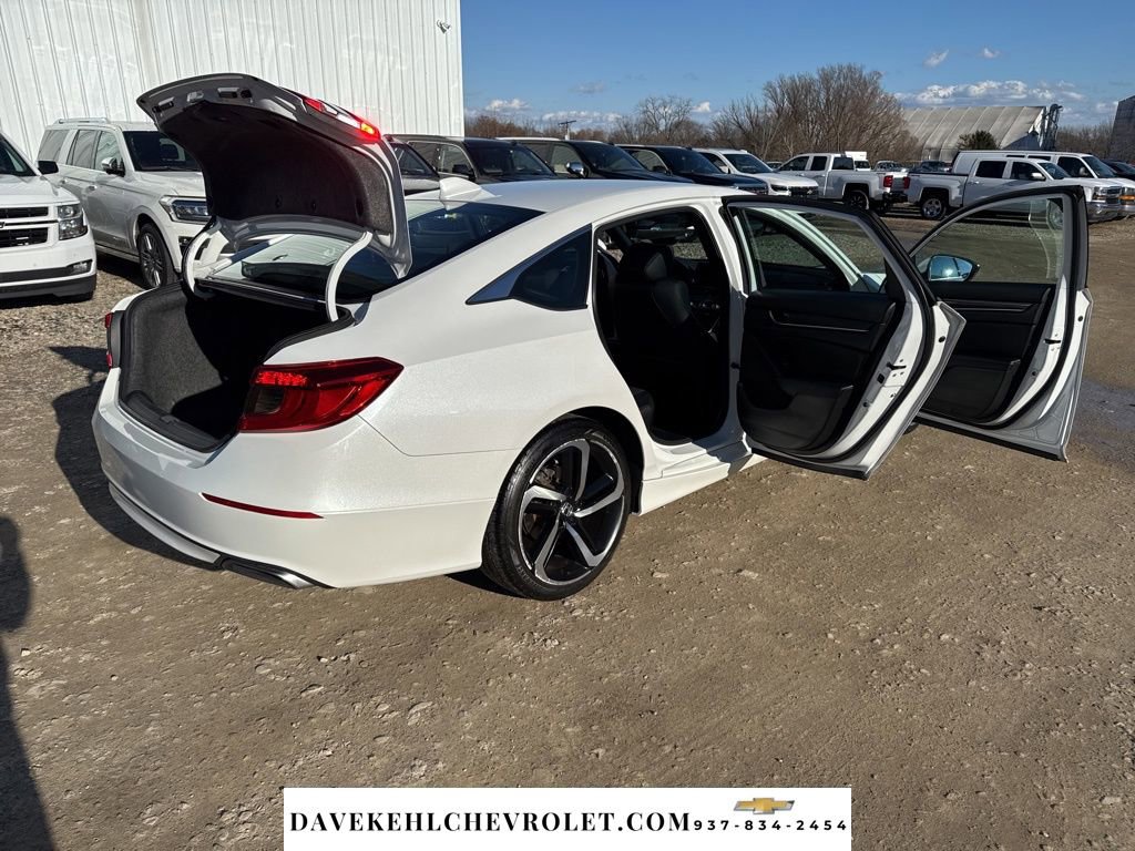 Used 2018 Honda Accord Sport image 32