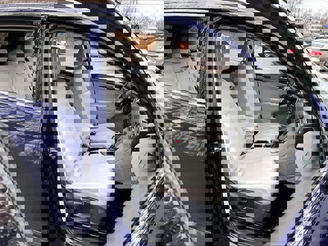 Used 2022 Volkswagen Tiguan SE AWD/4WD image 11