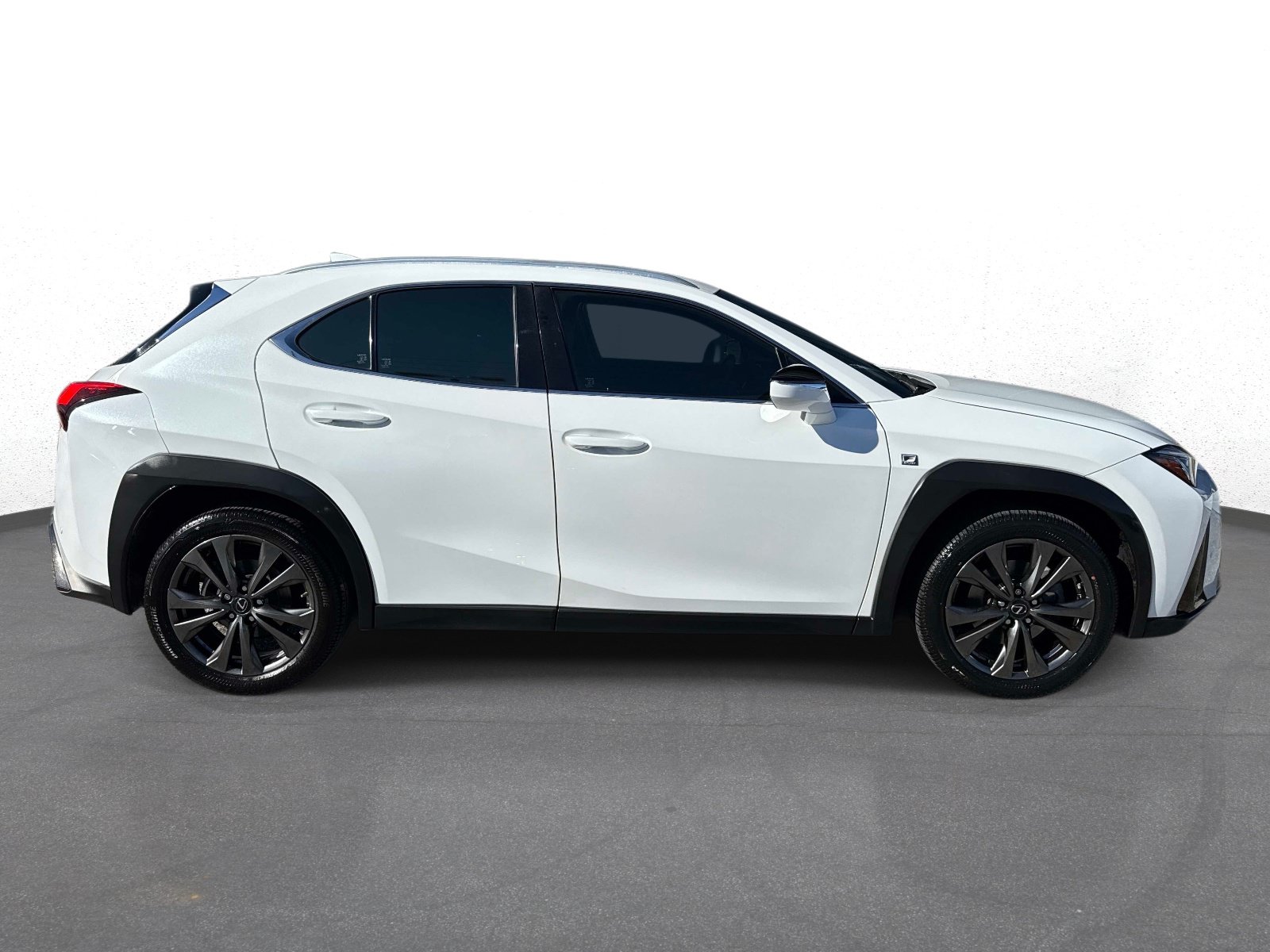 Used 2019 Lexus UX 200 F Sport FWD image 2