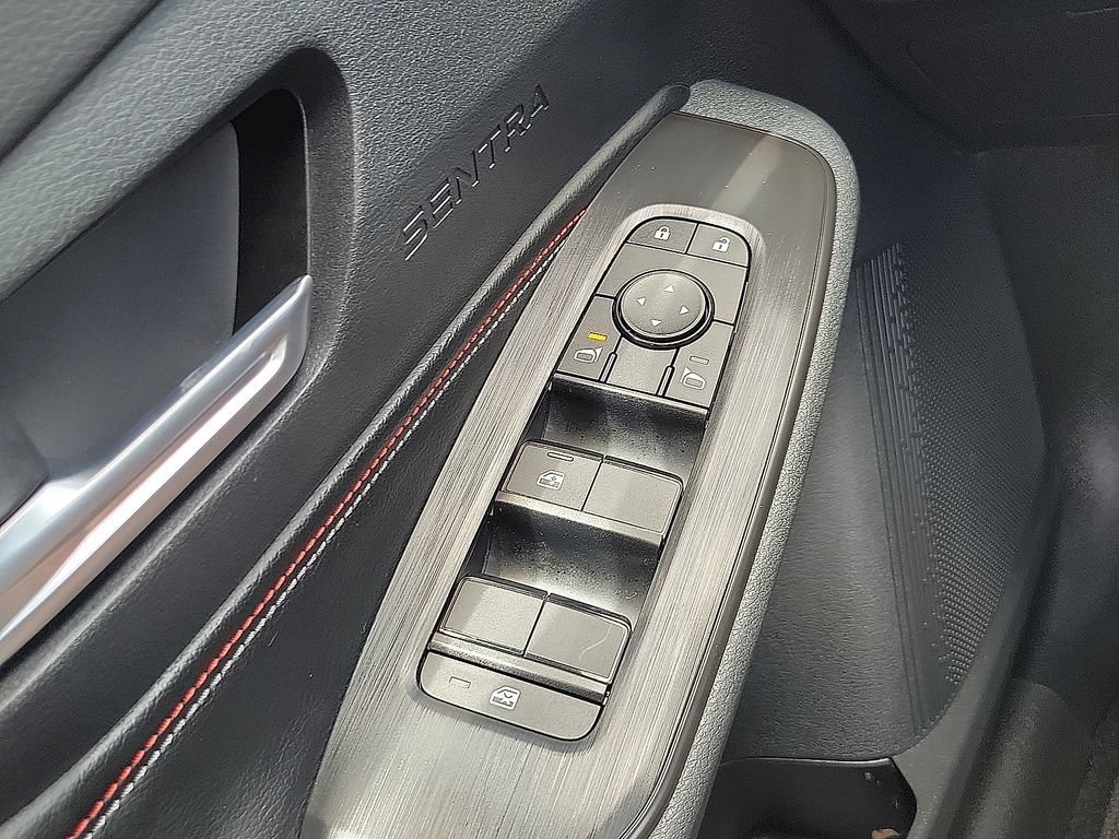 Used 2026 Nissan Sentra SR w/ Floor Mat Package FWD image 13