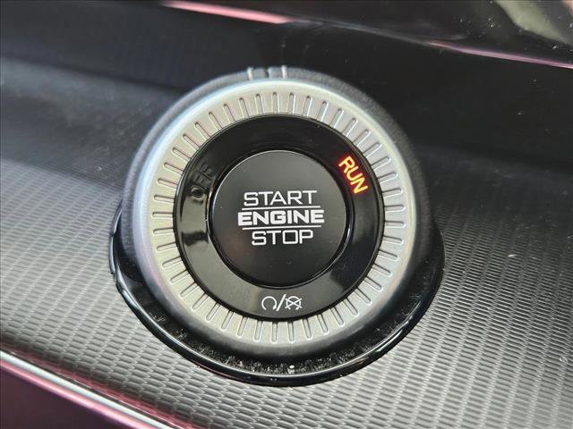 Used 2025 Jeep Grand Wagoneer L Series II Obsidian w/ Quick Order Packagew 28T image 15