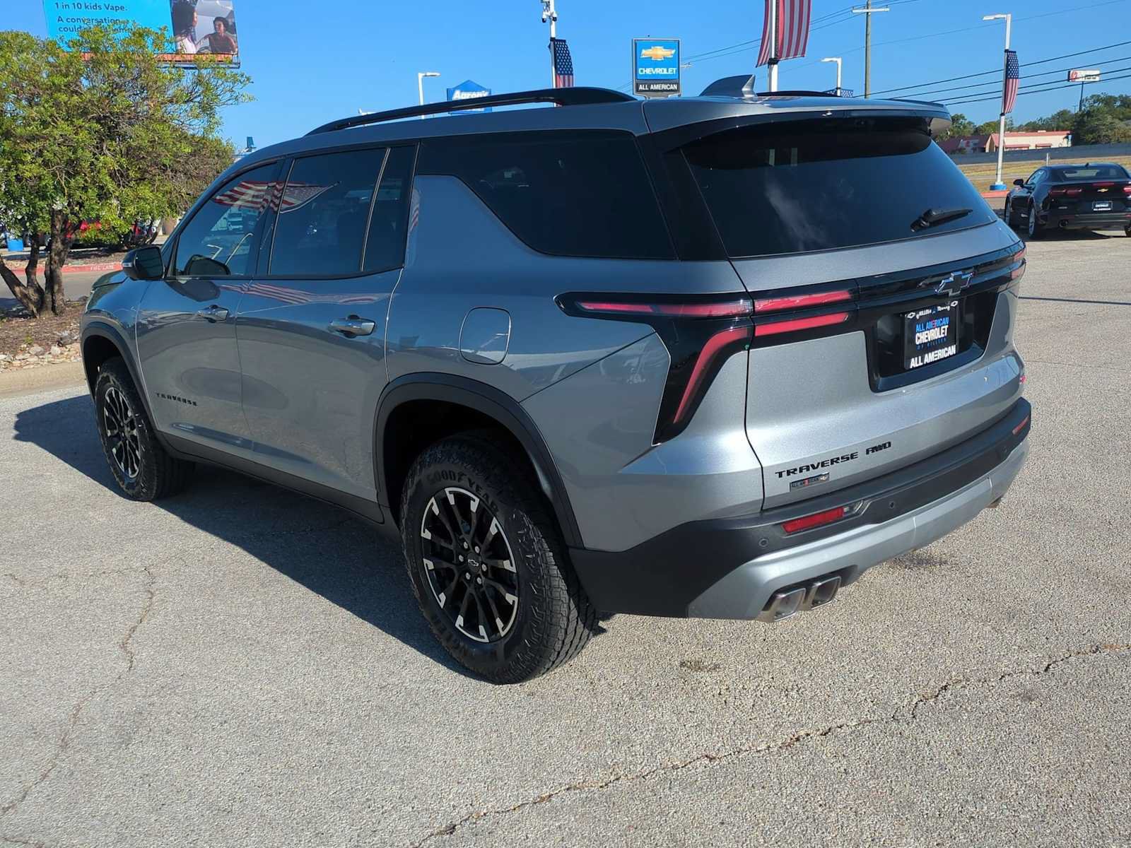 Used 2026 Chevrolet Traverse Z71 w/ Driver Confidence Package AWD/4WD image 6