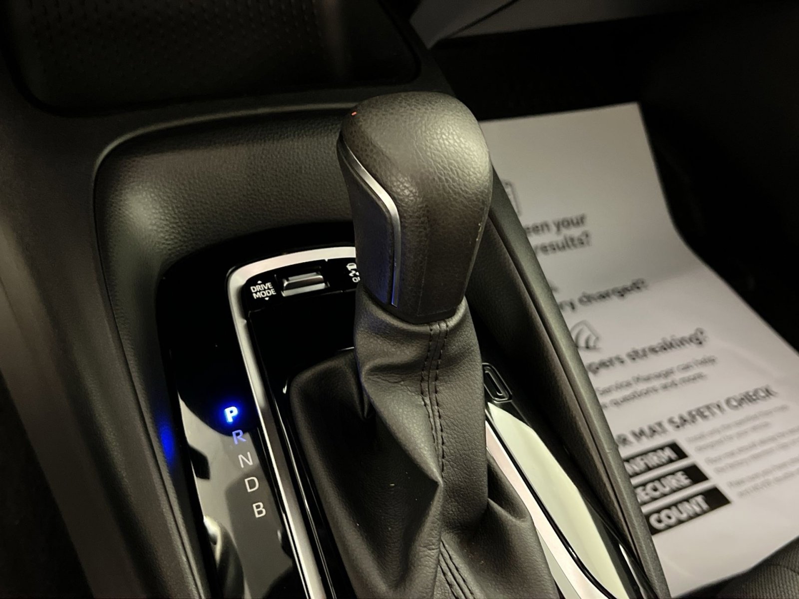 Used 2024 Toyota Corolla Sedan w/ SE Convenience Package image 22