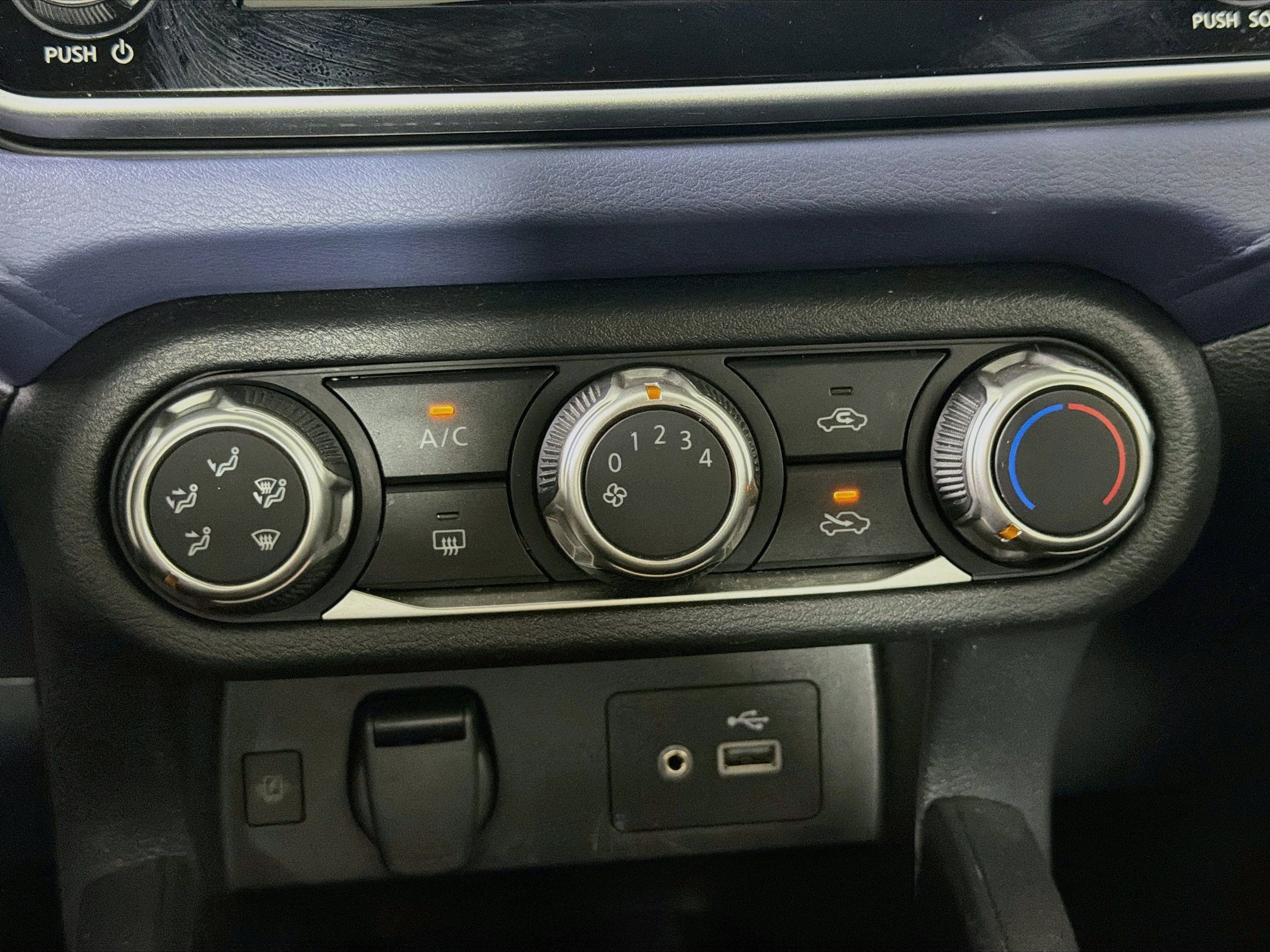 Used 2024 Nissan Versa SV FWD image 22