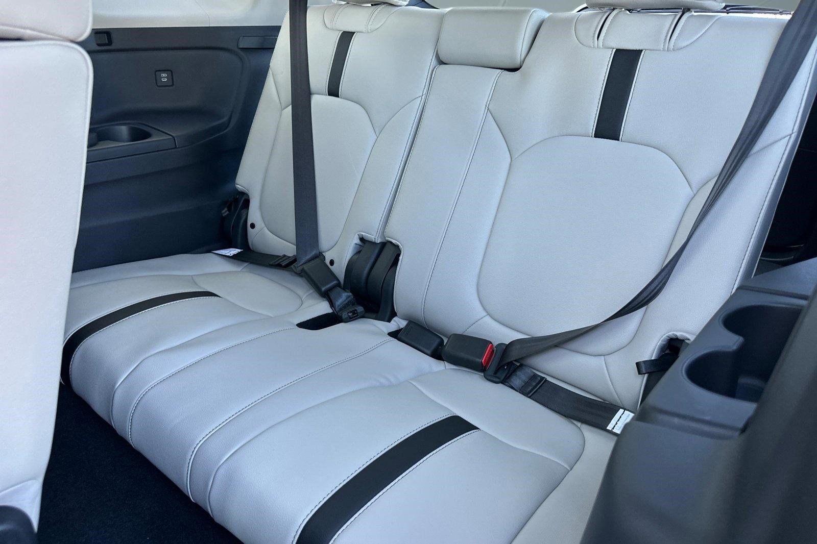 New 2026 Honda Pilot Touring image 29
