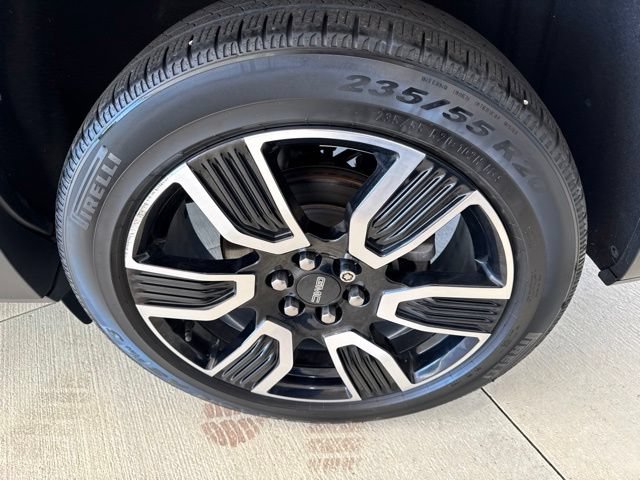 Used 2021 GMC Acadia SLT w/ Elevation Edition AWD/4WD image 32