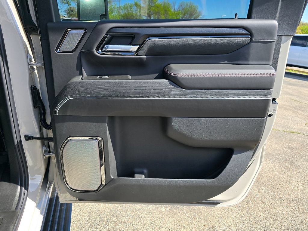 New 2026 GMC Sierra 2500 AT4X AWD/4WD image 31